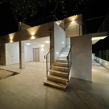Chrisso Rooms Affittacamere San Teodoro  Kültér fotó